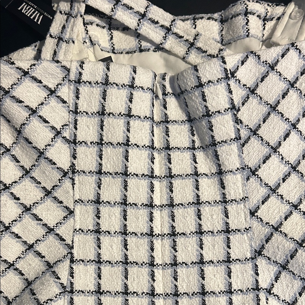 White House Black Market White and Navy Check Tweed Tank Top - Picture 4 of 6